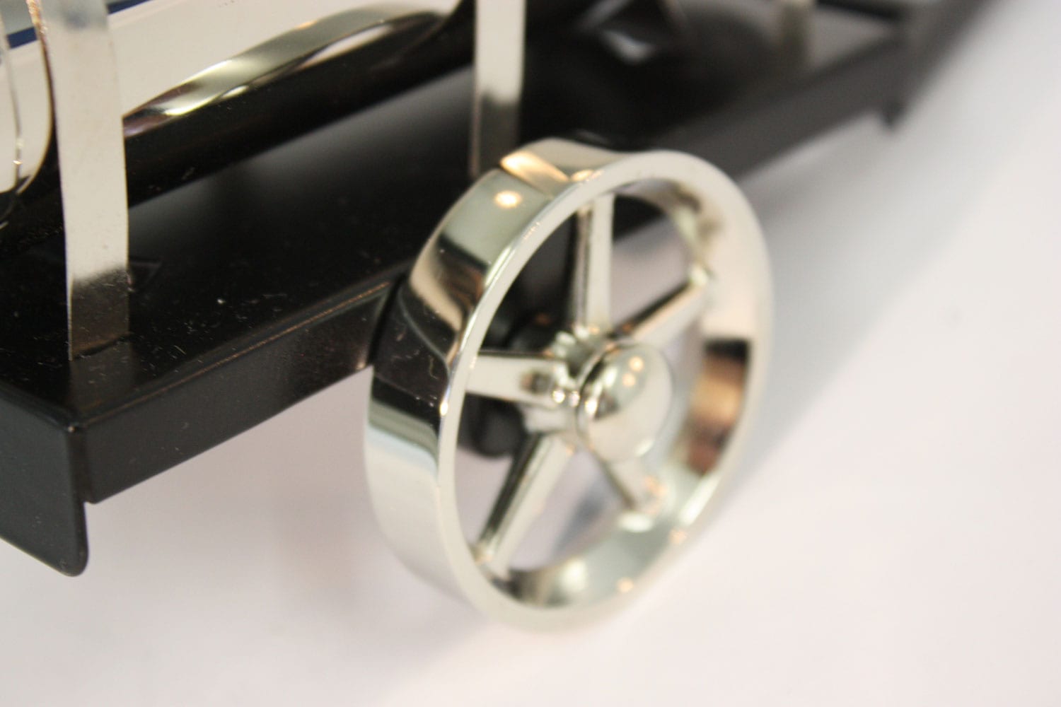 Wilesco A388 citerne arroseuse (noir/nickel) – Detailansicht